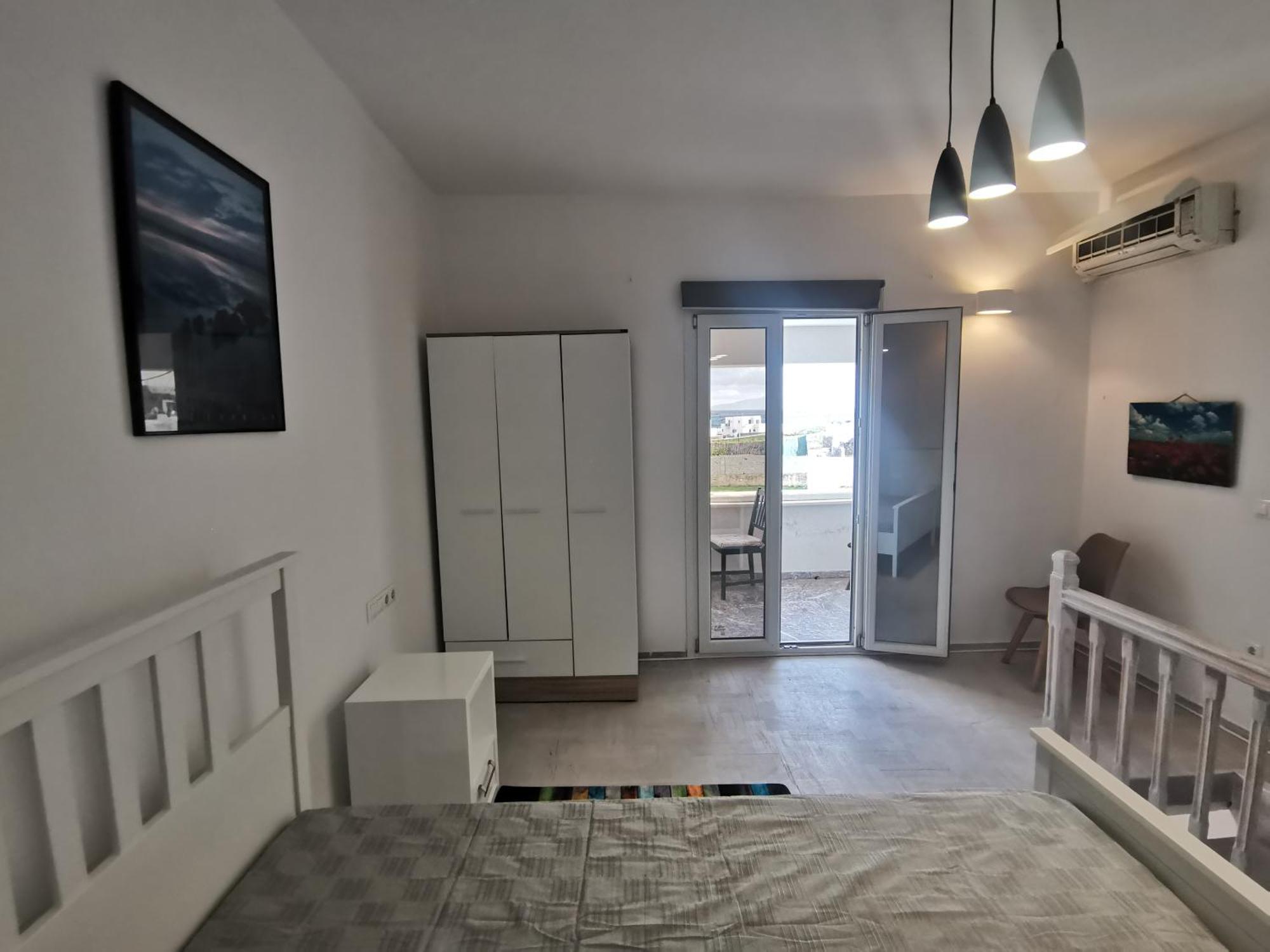 Vasilis Ornos Guest house *
