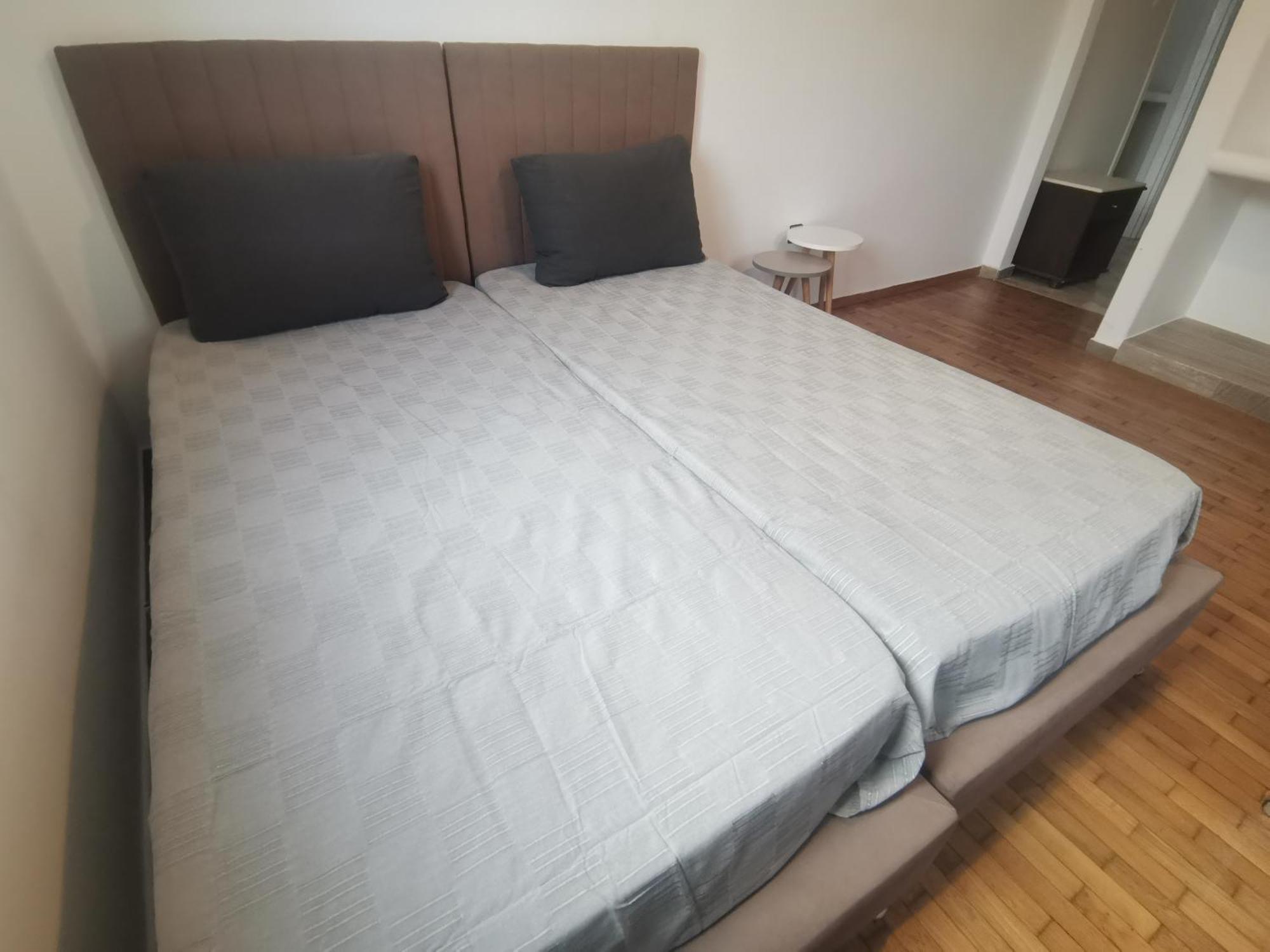 Vasilis Ornos Guest house *